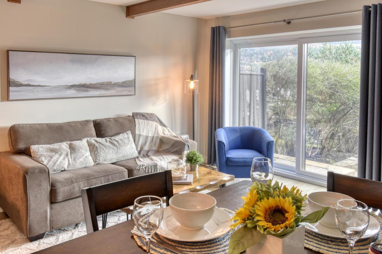 מונט טרמבלאנט Elegant Apartment - View On Lake Tremblant & Mountain מראה חיצוני תמונה
